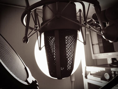 3 Tips on How to Do Commercial Voice Overs for Beginners